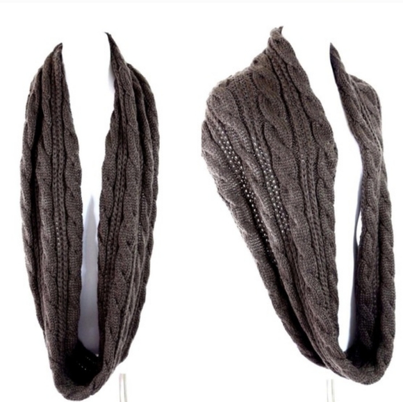 UGG Australia - Picture 3 of 7